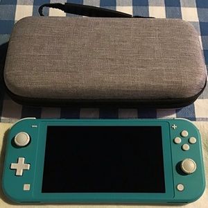 Nintendo Switch Lite, Turquoise & white